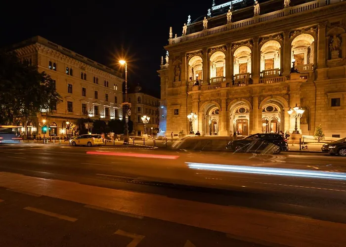 Centrum Opera Luxury Apartment With Free Garage