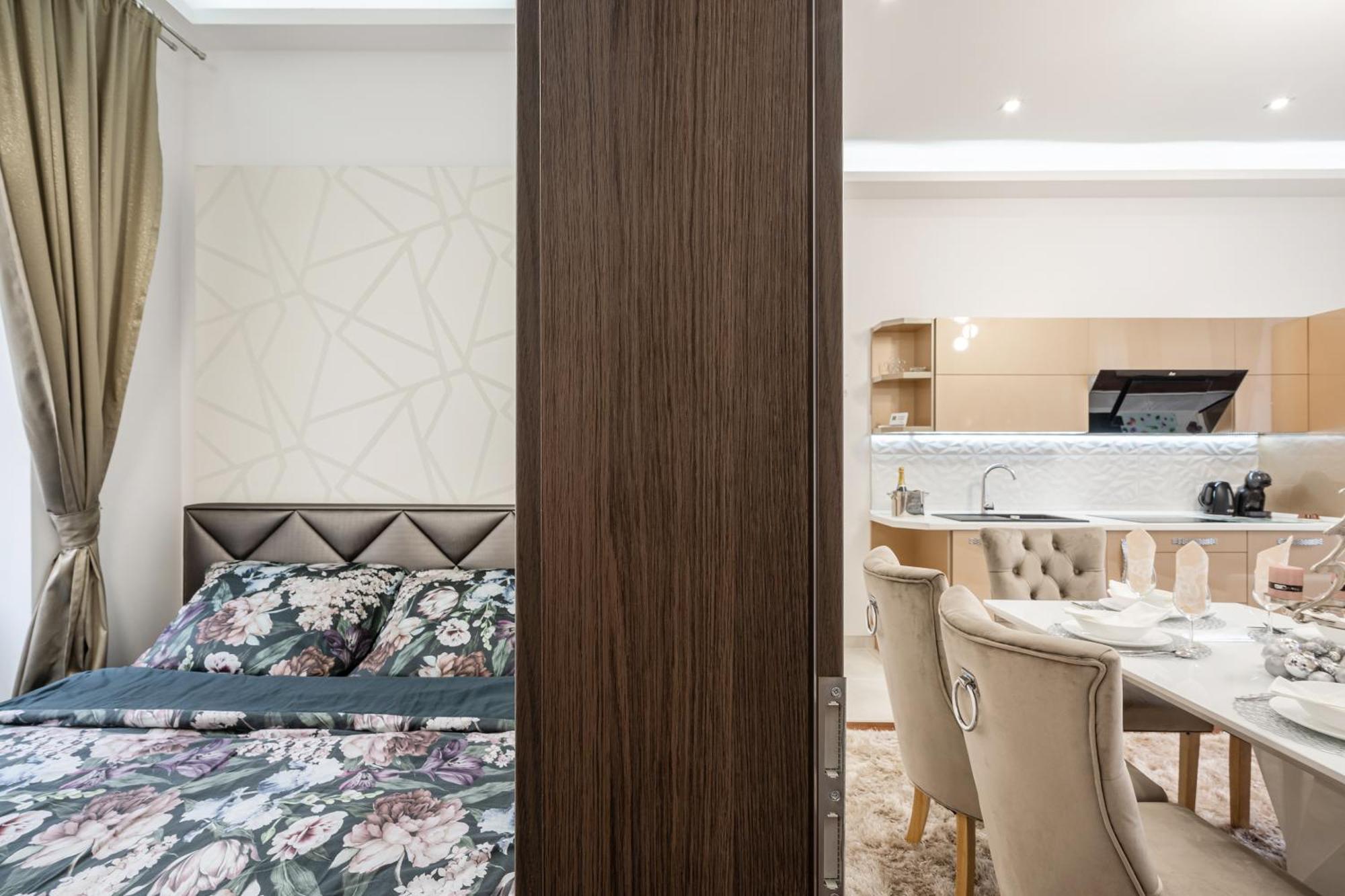 Centrum Opera Luxury With Free Garage Appartement Boedapest
